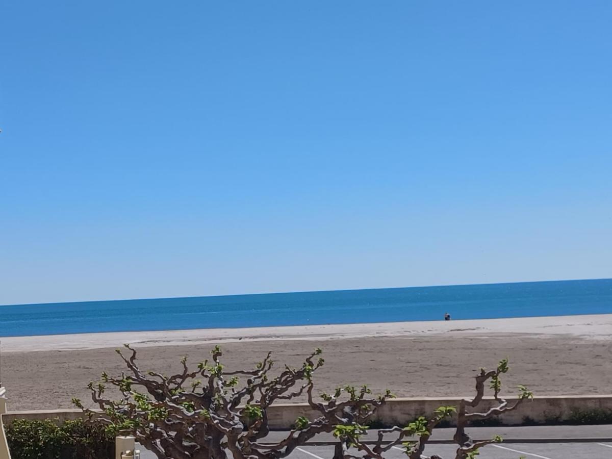 Appartement Superbe Avec Vue Sur Le Port Et *